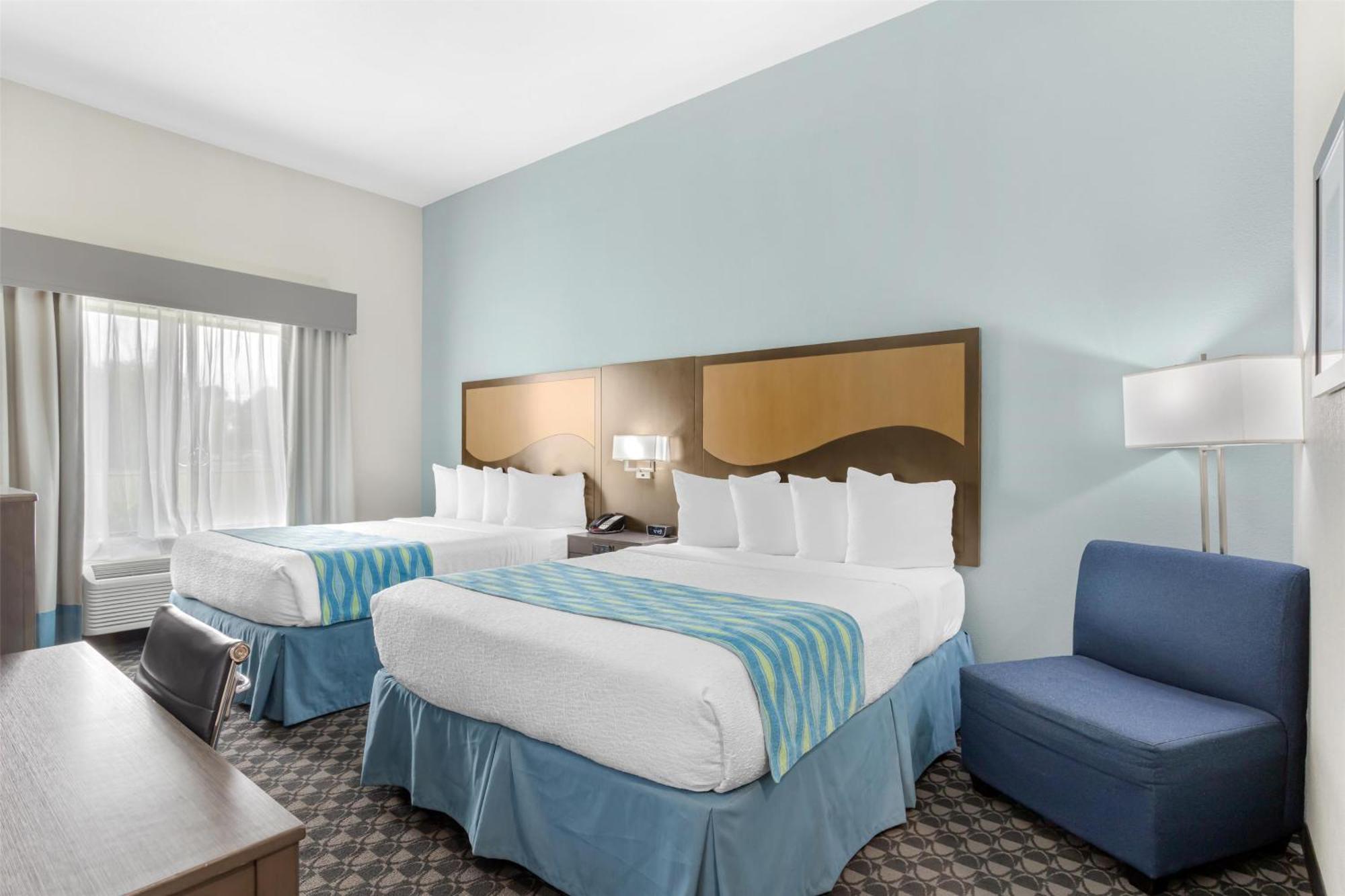 Best Western Plus Waller Hotel Exterior photo